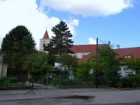 Blick zur Kath. Pfarrkirche hl. Andreas (ehem. Stiftskirche) in St. Andr an der Traisen