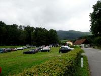  Blick zum Parkplatz beim Start/Ziel 