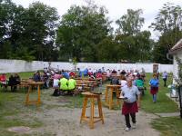 Teilnehmer der Veranstaltung im Zielraum - Pfarrgarten 