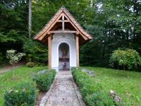  Blick zur Hubertuskapelle in der Nhe von Reinsberg 