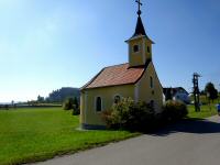 Blick zur Ortskapelle Annatsberg sie ist dem hl. Hyppolyt geweiht 