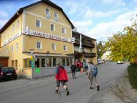  Blick zum Waldviertler-Hof = 1. K+L 