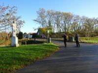 Blick zur Johannes Nepomuk Statue  an der Zayabrcke 