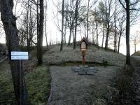 schnes Wegkreuz am Beginn der Kellergasse Kotzendorf 