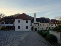 Blick zum Rathaus von Weienkirchen in der Wachau 