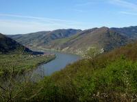 Fernblick vom Michaelerberg ins Donautal nach Oberansdorf und zur Burgruine Hinterhaus  