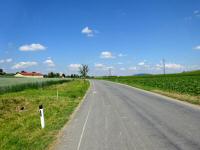 Wanderroute kurz auf der Landstrae Richtung Doppel 