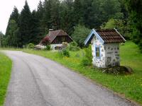  schnes Gehft und Marterl auf dem Pleberg 