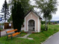 Blick zu einer kleinen Kapelle an der Fasanzeile/Karl Fischer Strae 
