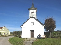  Blick zur Ortskapelle Hrweix 