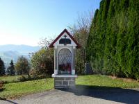 Blick zur Gelbenegger Kapelle in St. Georgen in der Klaus