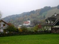 Blick zur Kath. Pfarrkirche hl. Wenzel in Harmanschlag