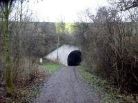 Blick auf die Wanderstrecke bei der Autobahnunterfhrung 