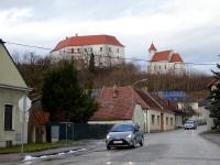 der schne Blick zum Schloss Viehofen mit der Schlosskapelle 