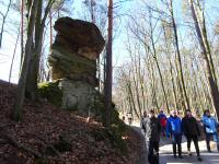 nochmals der Blick auf die Wanderstrecke bei der imposanten Felsformation 