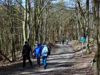  Wanderer kommen zur 2. Labestelle 