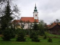  Blick zur Pfarrkirche hl. Josef in Tautendorf 