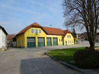  Blick zum FF-Haus von Weinzierl am Walde 