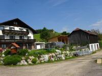  Blick zum Gehft Oberhegerberger 