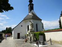  Blick zur Kath. Filialkirche hl. Veit in Kirchstetten 