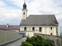  Blick zur Kath. Pfarrkirche Ollersbach Mari Himmelfahrt 