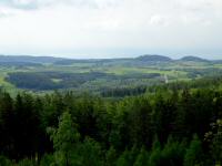 sehr schner Fernblick vom Mnichreither Stein nach Mnichreith am Ostrong