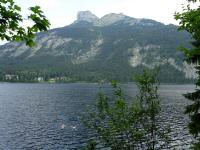 Blick ber den Altausseer See zum Loser mit dem Atterkogel (1837 m bzw 1826 m) 