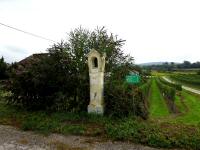  Blick zu einen alten Bildstock in der Kellergasse