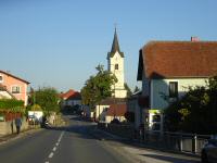  Blick zur Kath. Pfarrkirche hl. Florian in Scheideldorf 