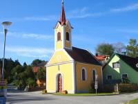  Blick zur Dorfkapelle von Matzlesschlag 