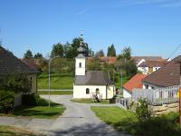  der Blick zurck zur Ortskapelle Zwinzen 