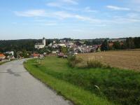 Blick ber die Wanderstrecke zum Zentrum von Allentsteig 