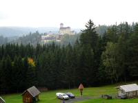  schner Fernblick zur Burg Rappottenstein 