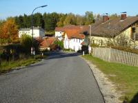  Blick auf die Wanderstrecke auf der L8298 in Scheiben 