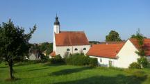  Blick zur Kath. Pfarrkirche hl. Laurentius 