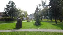  Blick zum Schretzmayer Park mit dem Summstein 