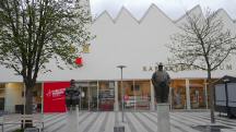 Blick zum Karikaturmuseum Krems an der Steiner Landstrae