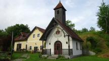  Blick zur Dorfkapelle in Furth bei Auerkasten 