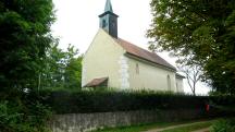 Blick zur Kath. Filialkirche Mari Himmelfahrt in Katzenberg 