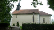 Blick zur Kath. Filialkirche Mari Himmelfahrt in Katzenberg 