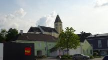 Blick zur Kath. Pfarrkirche hl. Jakobus der ltere in Bheimkirchen