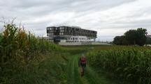 Blick auf die Wanderstrecke zum Gesundheitszentrum Resilienzpark Sitzenberg