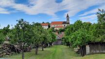  Fernblick zur Pfarrkirche Zemling 