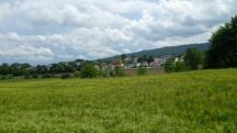 Fernblick zu den Husern an der Gemersdorfer Strae (Wanderroute)