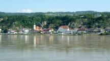 nochmals der Fernblick ber die Donau nach Marbach an der Donau 
