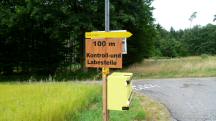  Blick zur Infotafel 
