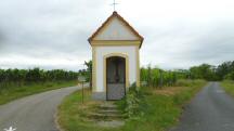 Blick zur Weinbergkapelle in der Riede Zwischengraben 