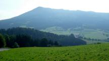 schner Fernblick zum Ostrong mit dem "Groen Peilstein" 