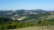 sehr schner Fernblick - Bild links > Refugium Hochstrass - Bild rechts > Hegerberg