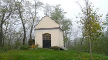 Blick zur Paradeiserkapelle "Am Mittersteig"  in der Nhe von Gsing 